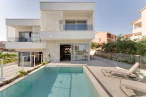 Luxury semi detached villa Smokva 2 - near center and sea - by TRAVELER tourist agency Krk